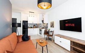 Kairos Apartments -Tower II Premium - darmowy parking, siłownia, sauna - ścisłe centrum